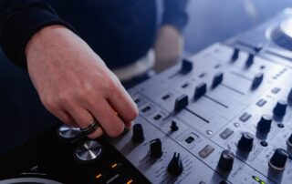 Los 11 artistas de música electrónica más conocidos (c) pexels.com